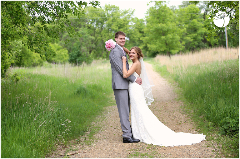 10 mk wedding couple love sioux falls sd photography