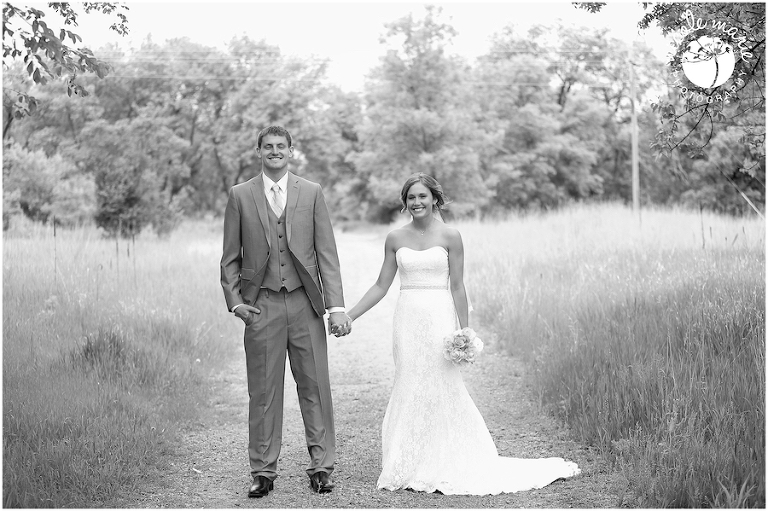 17 mk wedding couple love sioux falls sd photography