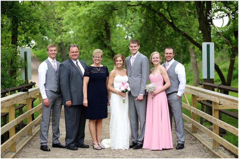 43 mk wedding couple love sioux falls sd photography