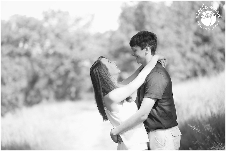 02 aj engagement couple love sioux falls sd photography