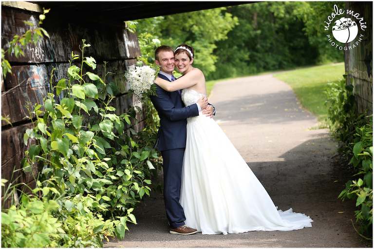 29 quanbeck wedding couple love sioux falls sd photography