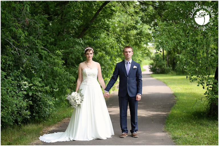 41 quanbeck wedding couple love sioux falls sd photography