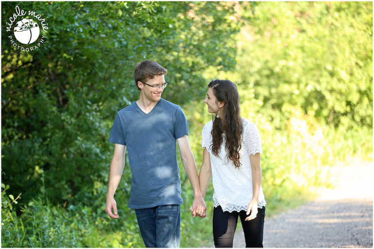 34 sm engagement couple love sioux falls sd photography