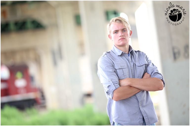 19 zach senior boy portrait sioux falls sd photography