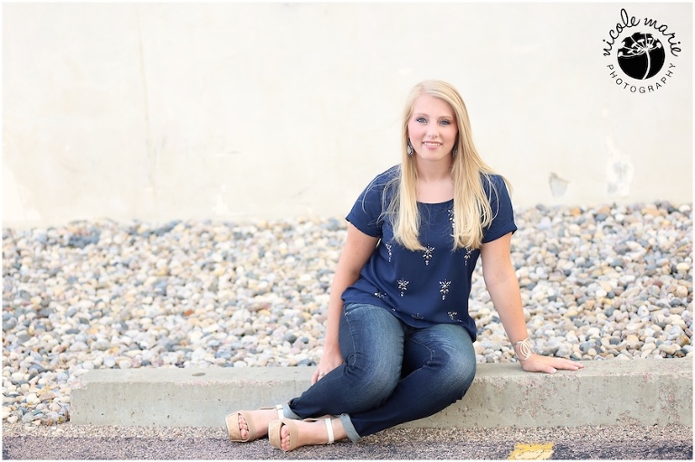 09 abby girl senior portrait sioux falls sd photography
