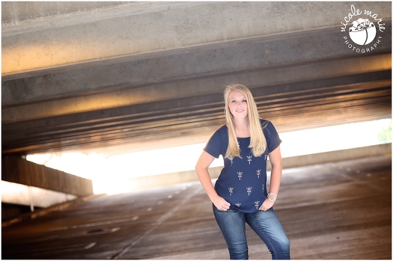 13 abby girl senior portrait sioux falls sd photography