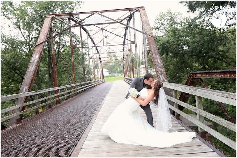 31 mckamey wedding couple love sioux falls sd photography