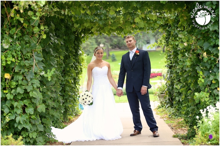 23 bjelland wedding couple love portrait sioux falls sd photography