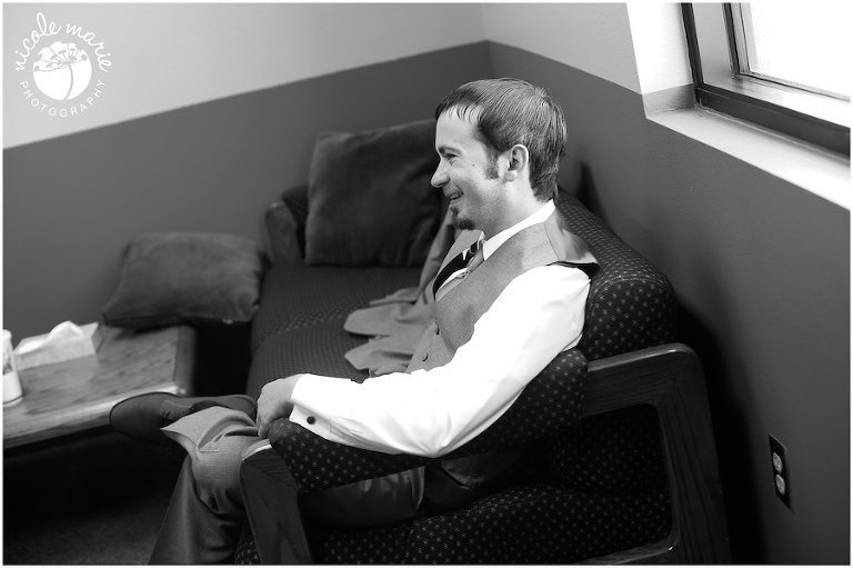 03 T+K wedding couple love portrait sioux falls sd photography