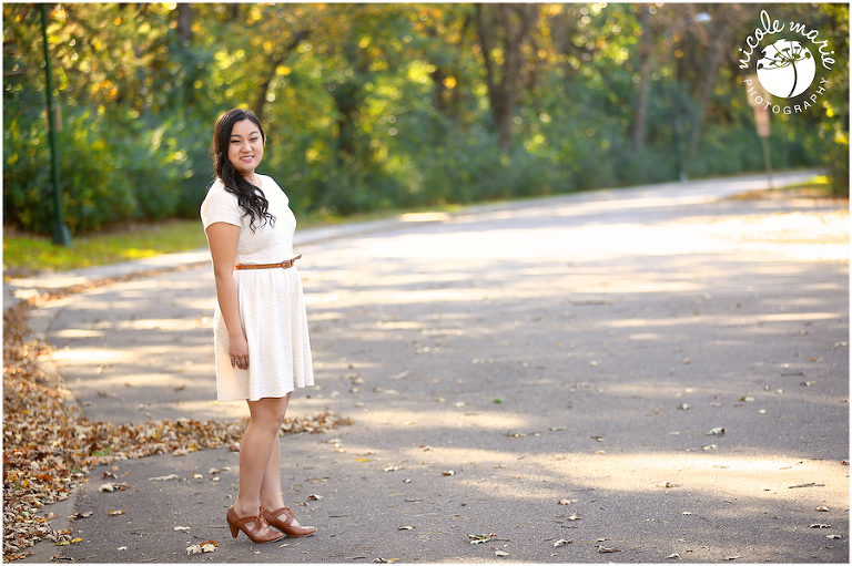 07 anna senior girl flowers portrait sioux falls sd photography