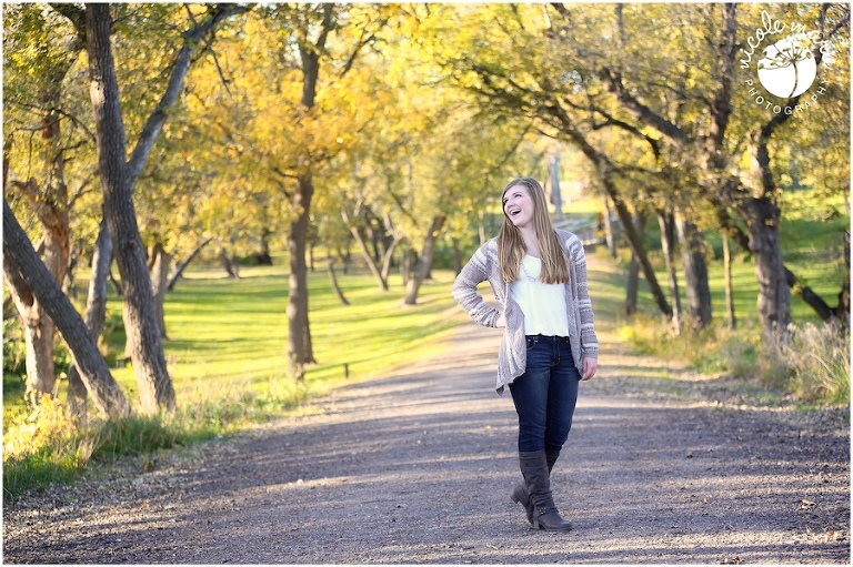 17 Autumn senior girl portrait sioux falls sd photography