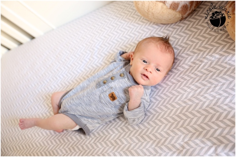 13 dykstra baby boy newborn lifestyle family portrait sioux falls sd photography