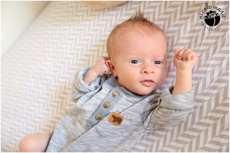 14 dykstra baby boy newborn lifestyle family portrait sioux falls sd photography