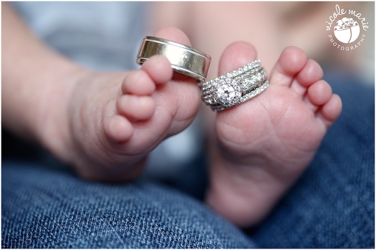 15 dykstra baby boy newborn lifestyle family portrait sioux falls sd photography