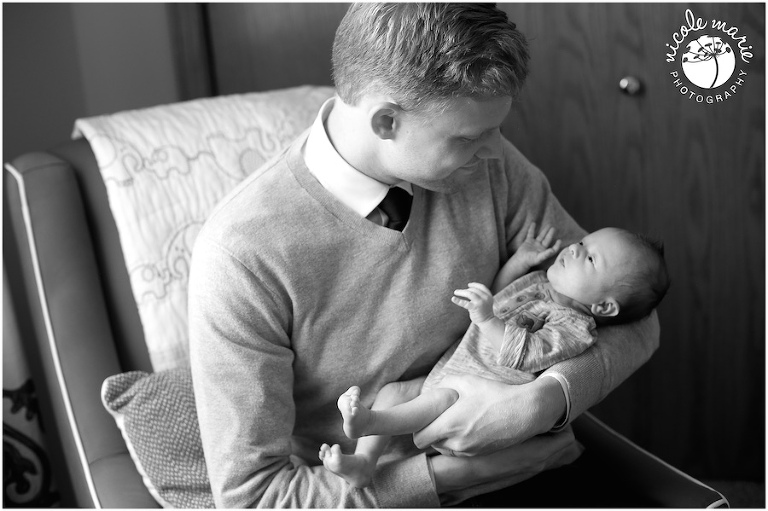 26 dykstra baby boy newborn lifestyle family portrait sioux falls sd photography