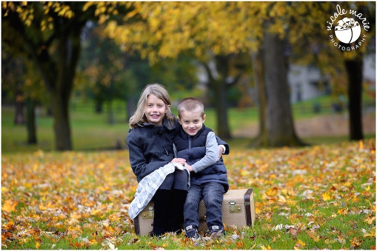 04 sylvester children girl boyfamily portrait sioux falls sd photography