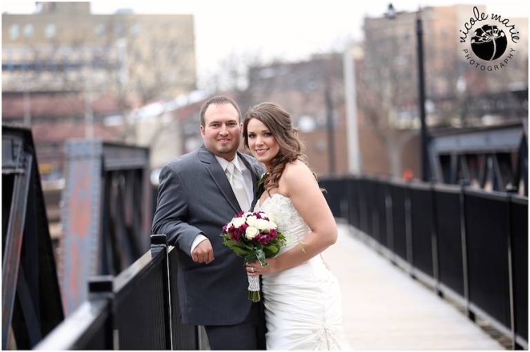 44 Guck winter wedding couple love portrait sioux falls sd photography