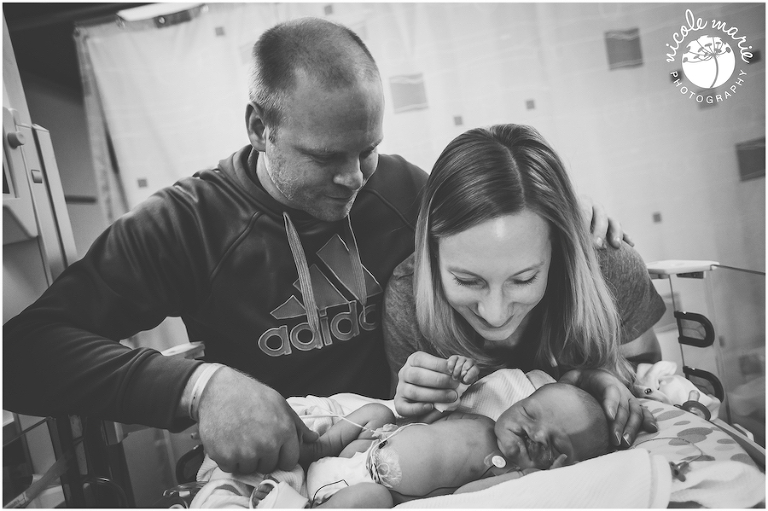 14 Backstrom family newborn lifestyle portrait sioux falls sd photography