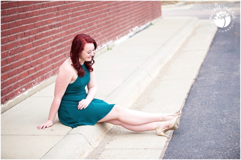 26 Alleysia senior girl spring portrait sioux falls sd photography