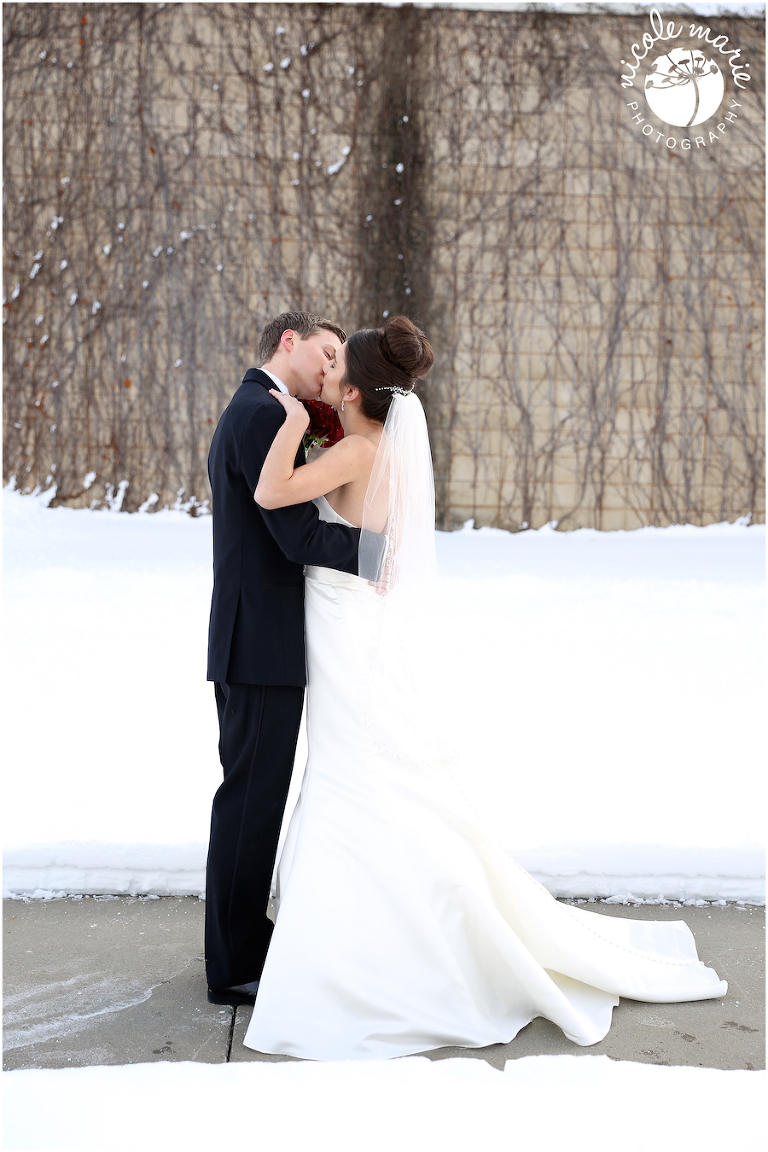 10 Olson wedding couple love winter portrait sioux falls sd photography