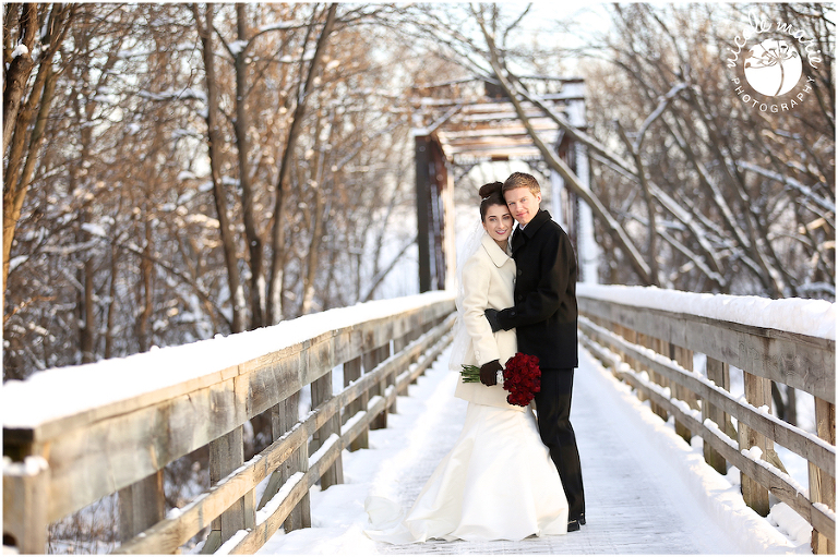 24 Olson wedding couple love winter portrait sioux falls sd photography