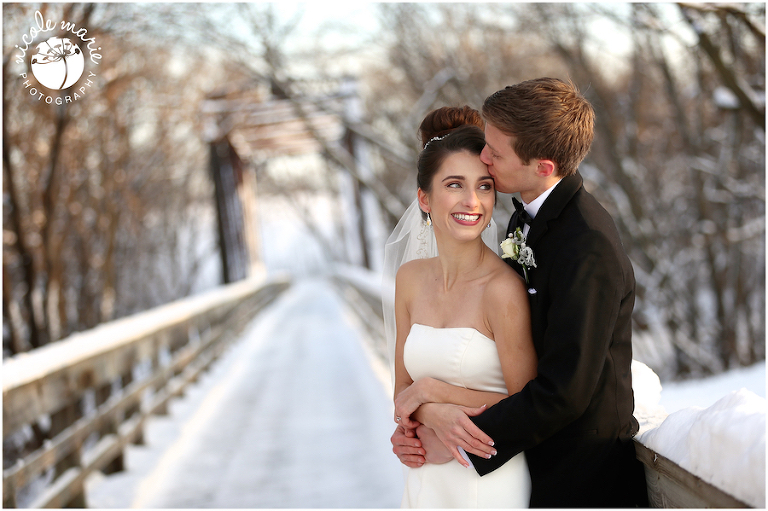 32 Olson wedding couple love winter portrait sioux falls sd photography