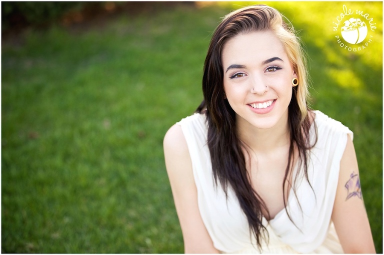 26 Emily senior girl spring portrait sioux falls sd photography