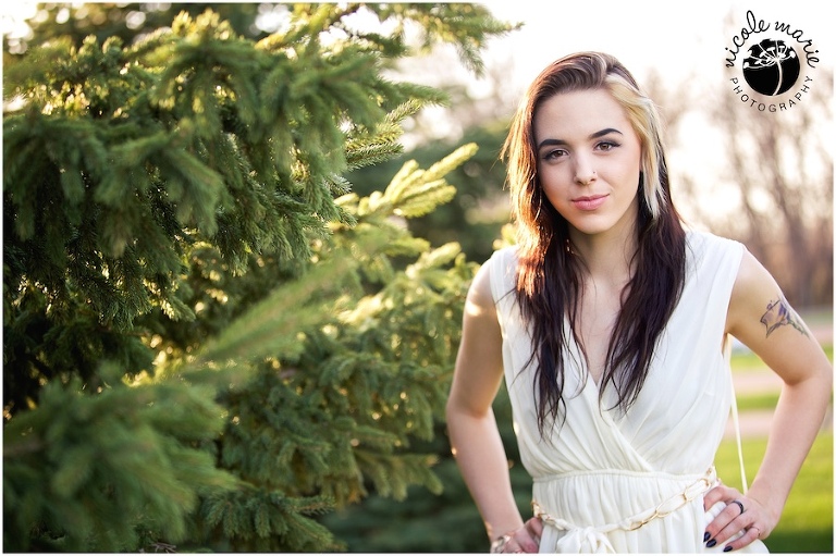 27 Emily senior girl spring portrait sioux falls sd photography