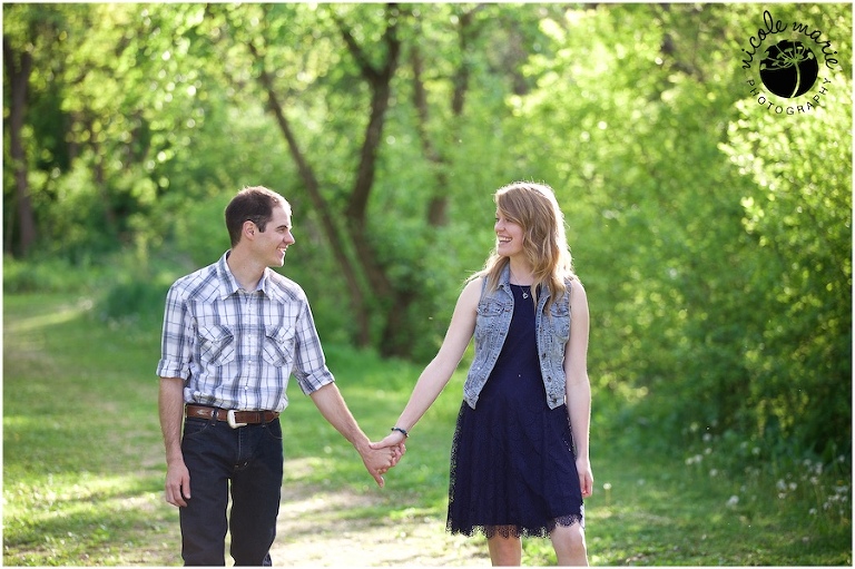 16 J+K engagement couple love portrait sioux falls sd photography