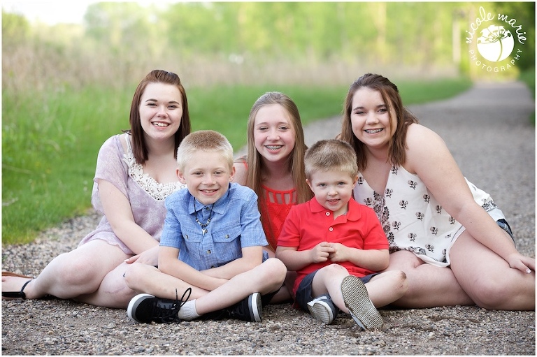 06 D+M engagement couple love portrait sioux falls sd photography