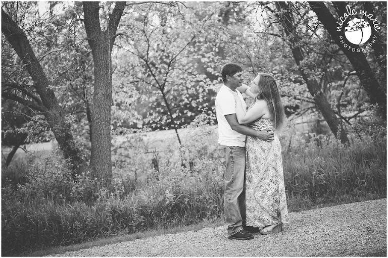 12 D+M engagement couple love portrait sioux falls sd photography