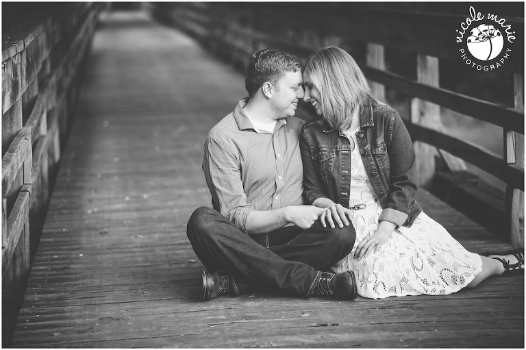 17 M+M engagement couple love spring portrait sioux falls sd photography