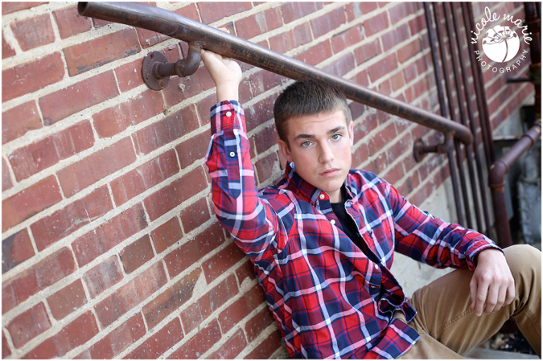 02 justin senior boy portrait sioux falls sd photography