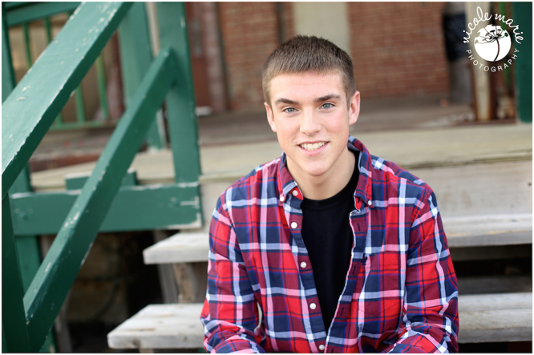 04 justin senior boy portrait sioux falls sd photography