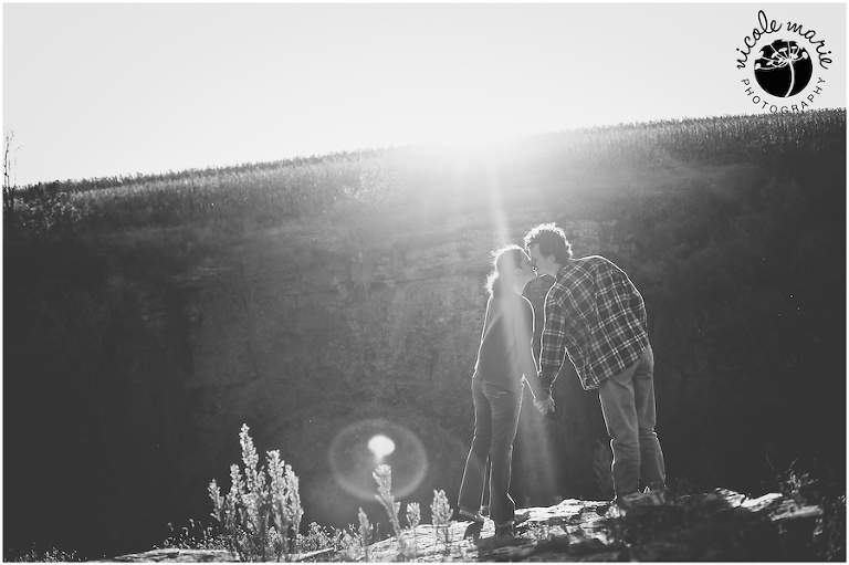 17 r+d engagement couple love portrait sioux falls sd photography
