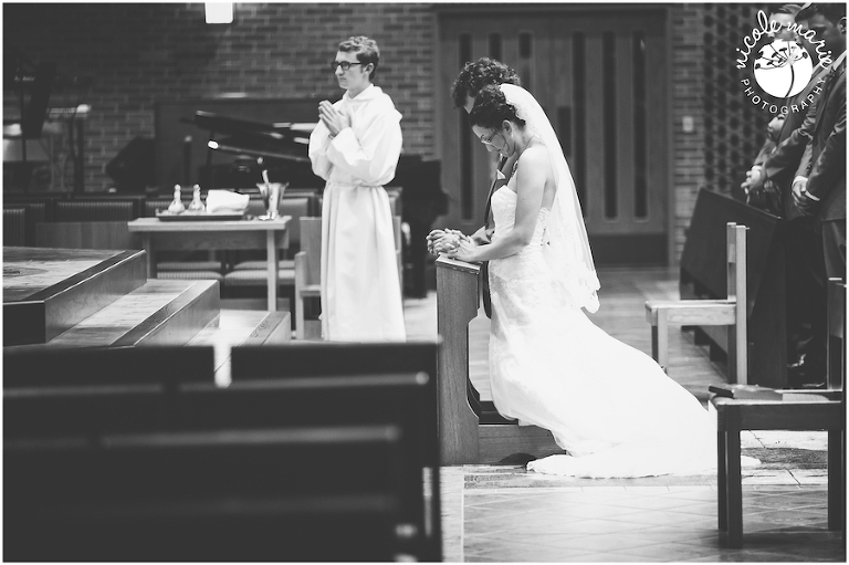 23 Jorgensen wedding great plains zoo couple love portrait sioux falls sd photography