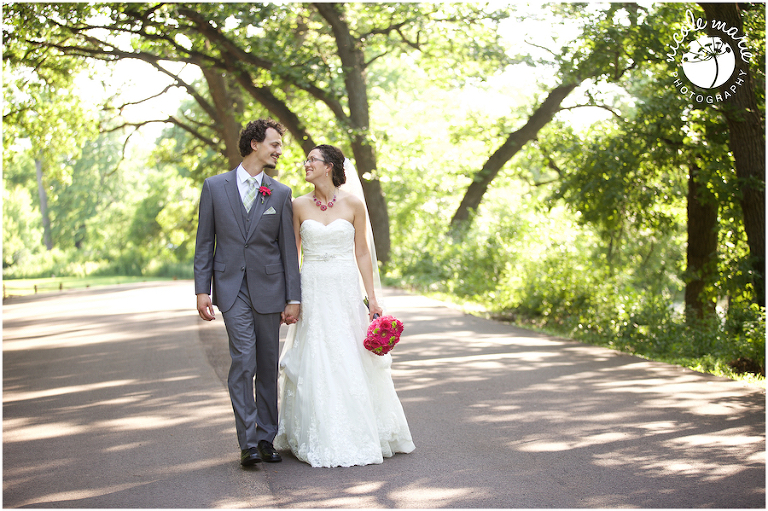 33 Jorgensen wedding great plains zoo couple love portrait sioux falls sd photography