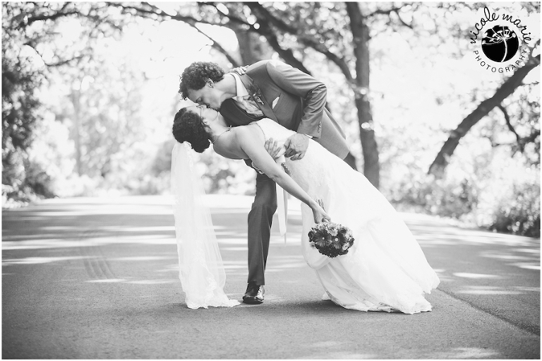 37 Jorgensen wedding great plains zoo couple love portrait sioux falls sd photography