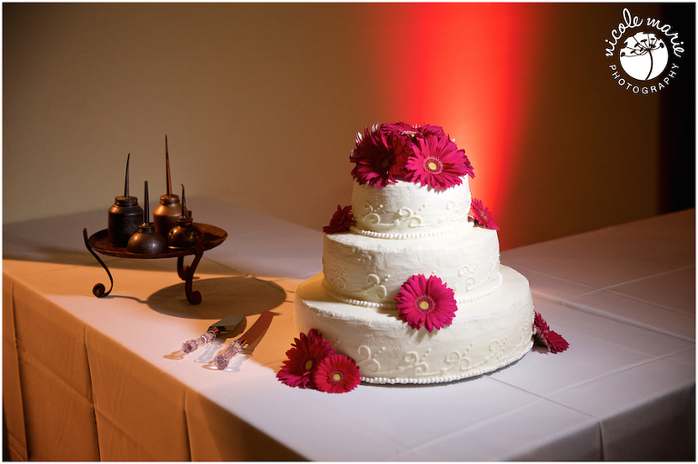 51 Jorgensen wedding great plains zoo couple love portrait sioux falls sd photography