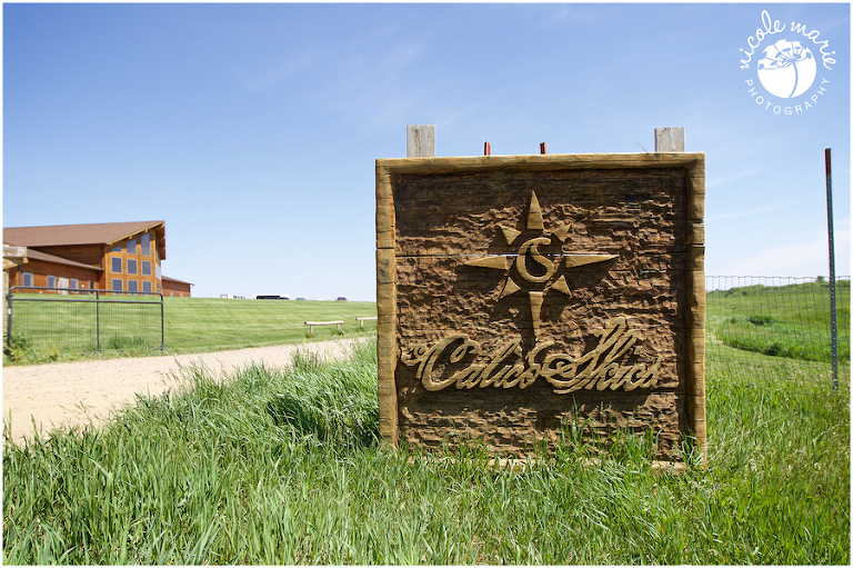 02 Albers wedding calico skies winery couple love portrait sioux falls sd photography