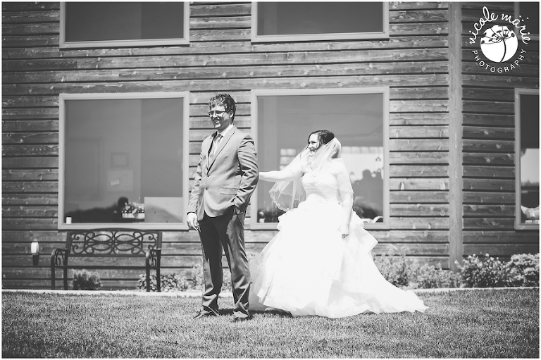 18 Albers wedding calico skies winery couple love portrait sioux falls sd photography