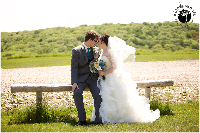 22 Albers wedding calico skies winery couple love portrait sioux falls sd photography