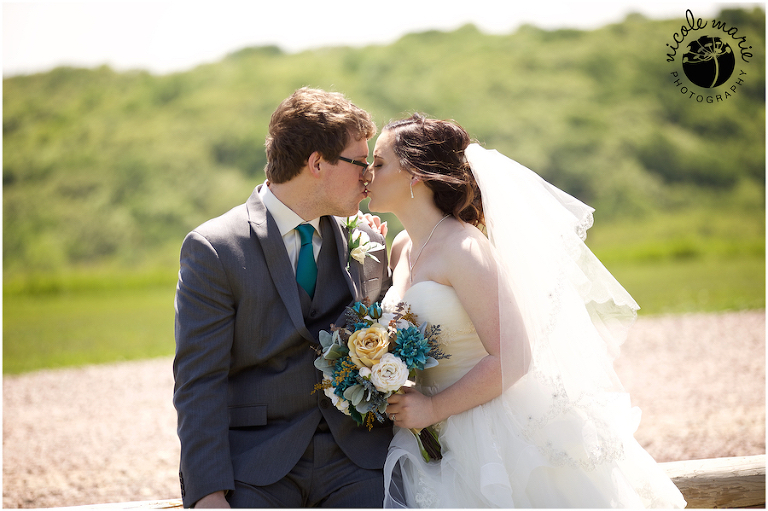 23 Albers wedding calico skies winery couple love portrait sioux falls sd photography