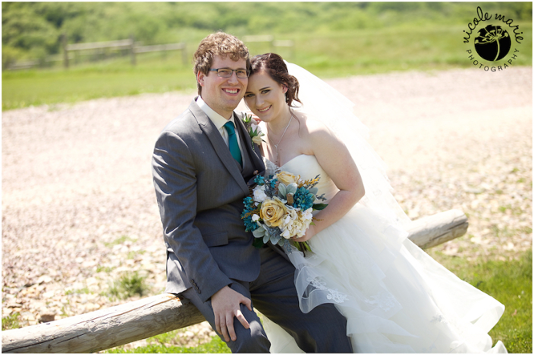 25 Albers wedding calico skies winery couple love portrait sioux falls sd photography