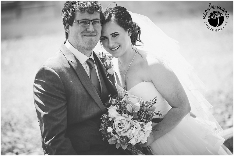 26 Albers wedding calico skies winery couple love portrait sioux falls sd photography