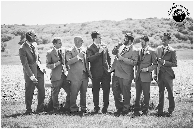 32 Albers wedding calico skies winery couple love portrait sioux falls sd photography