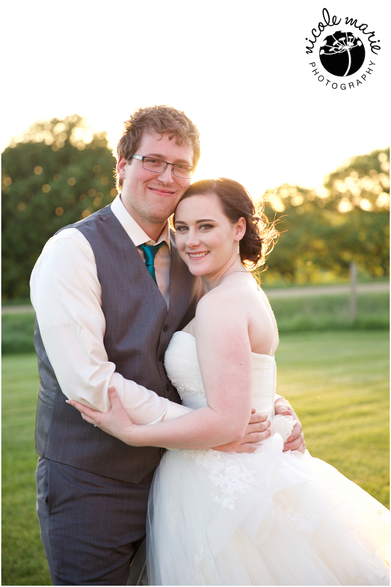 89 Albers wedding calico skies winery couple love portrait sioux falls sd photography