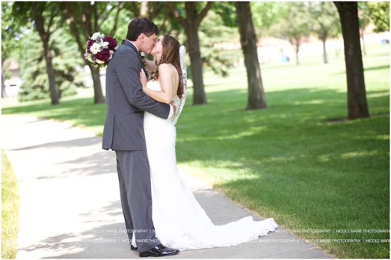 25 Prostrollo wedding couple love portrait sioux falls sd photography