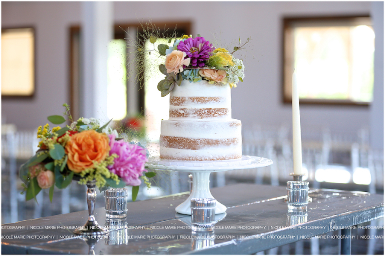 017-blue-haven-barn-garden-styled-shoot-wedding-couple-love-portrait-sioux-falls-sd-photography