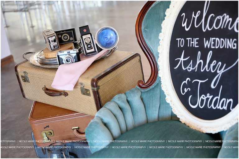 032-blue-haven-barn-garden-styled-shoot-wedding-couple-love-portrait-sioux-falls-sd-photography